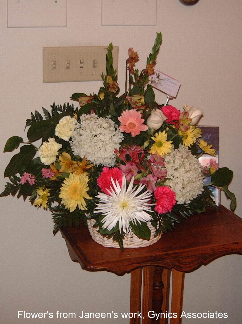 2004/07(July)/05(Mothers-Funeral)/1024x768_2004-07-28 15-15-10.JPG